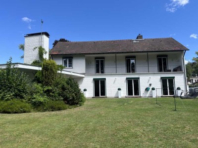 Repräsentative Villa in Sachsenhausen-Süd mit 11 Zimmern