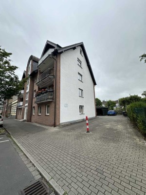 4 Zimmer Wohnung, Balkon, Stellplatz - ideale Anbindung Düsseldorf