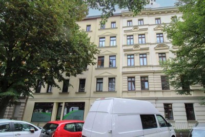 Bezugsfrei ab Q3 - 2-Zimmer-Wohnung mit Balkon zum Innenhof