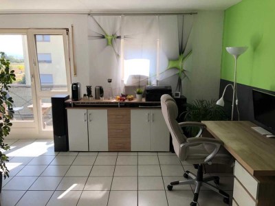 Frisch renovierte 1-Zimmer-Wohnung mit Balkon in Schwetzingen