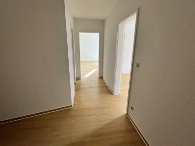Gemütliche 2-Zimmer-Souterrain-Wohnung mit Terrasse in Paderborn zu vermieten
