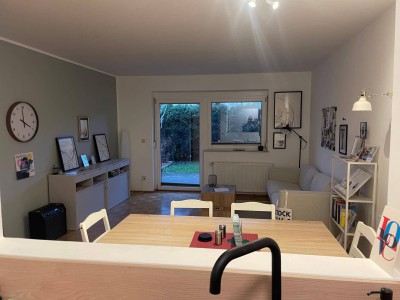 Moderne 3-Zimmer Erdgeschosswohnung mit Garten