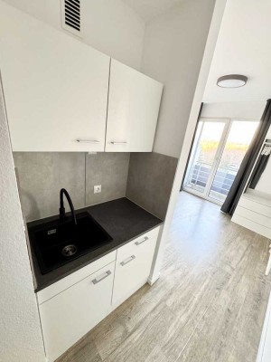 Möblierte 1-Zimmer-Wohnung mit Balkon und Duplex-Stellplatz in Mainz