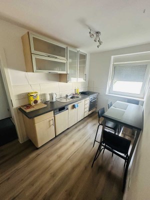 möbliertes Zimmer in Zweier-WG