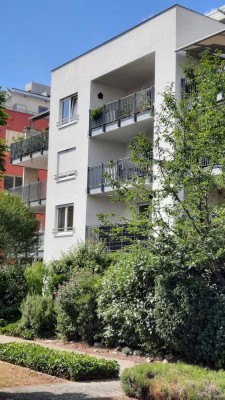 Schöne, sonnige 2-Zimmer-Wohnung mit Balkon in Karlsruhe