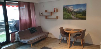 Tolle 1-Raum-DG-Wohnung mit Balkon und Einbauküche in Bad Reichenhall