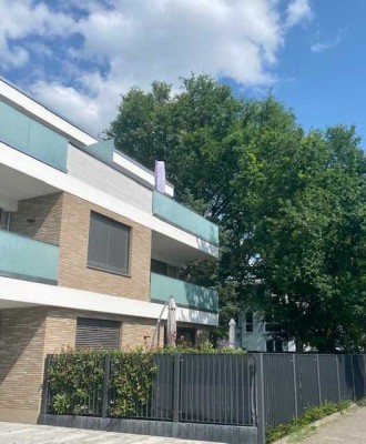 +OF-Bieber+ Moderne 2-Zimmer-Dachgeschosswohnung mit XXL-Terrasse in zentraler, ruhiger Lage