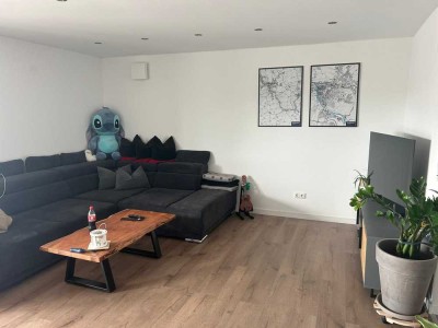 Charmante kernsanierte 3-Zimmer Wohnung