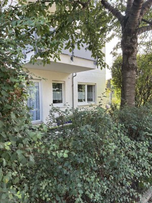 01157 DD Cotta/Gottfried-Keller- Straße 37 /2-R-W/ca. 51 m²/EG m. Terrasse & Gartenanteil