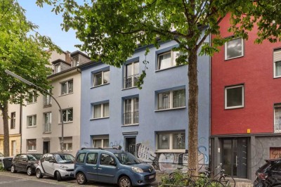Investieren in Kalk – Gepflegtes 8-Parteienhaus mit Entwicklungspotenzial