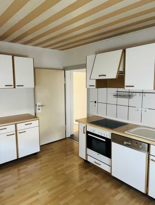 Schöne 2-Zimmer-Wohnung mit Balkon und EBK in Freudenstadt