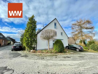 Blankenstein! Gepflegte, moderne Maisonette-Wohnung mit Süd-Balkon, neuem Bad, teilmöbliert