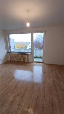 Schöne sanierte 1-Zimmer Wohnung mit Balkon in Ronnenberg