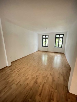 ** FÜR KAPITALANLEGER ** 1-RWG MIT BAD, TOLLER ECKBADEWANNE & EINBAUKÜCHE ** WE 02 **