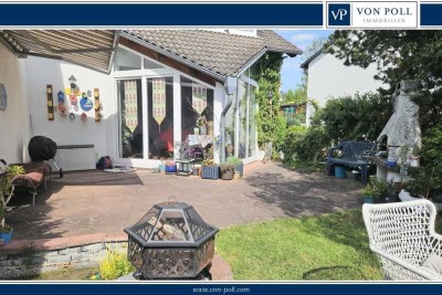 Idyllisch im Grünen - Schöne DHH mit originellem Schnitt , EBK, Garten,  Garage und Stellplatz