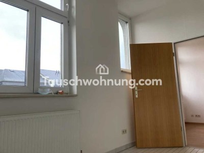 Tauschwohnung: 2 Zimmer Altbau gegen große Wohnung