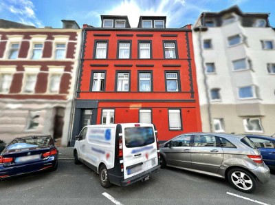 Top-Saniertes Mehrfamilienhaus mit 8 Wohneinheiten in Lierenfeld - Renditestark  & gepflegt