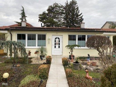 Traumhafter Bungalow in Guntramsdorf: 5 Zimmer, Garten &amp; Terrasse.