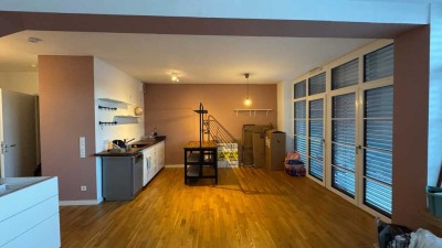 Attraktive 1- Zimmerwohnung - barrierefrei mit kleiner Terrasse in Usingen