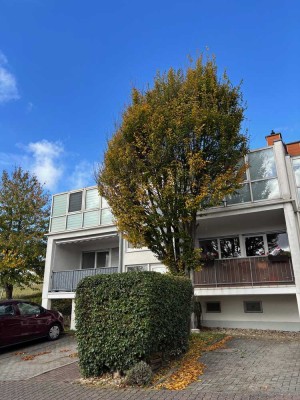 Attraktive 2 Zimmer-Wohnung in Feldrandlage mit Wintergarten