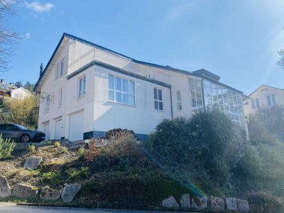 TOP ANGEBOT Traumhafte Villa mit Pool in Baden Baden !