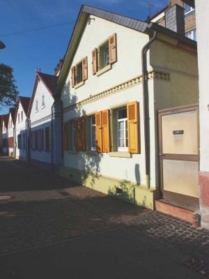 **PROVISIONSFREI** Charmantes Stadthaus statt Wohnung