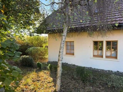 2 Zimmer Wohung im Landhaus mit grossem Garten