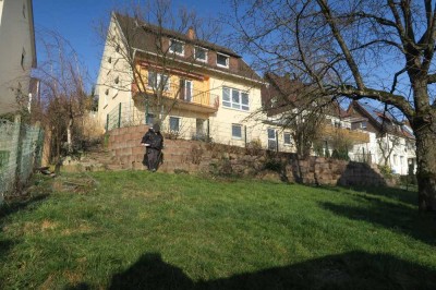 Sonnige 3-Zimmer-Wohnung mit großer Terrasse und Gartenmitbenutzung in Göppingen-Faurndau