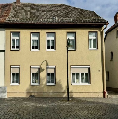 6-Zimmer-Haus mit Nebengelass, Garage, Scheune in Greußen