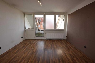 +++ Wohnungsrenovierung läuft! Schöne 2-Raum-Wohnung mit Tageslichtbad und Balkon +++