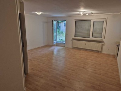 Erdgeschosswohnung mit 3 Zimmern und schöner Terassse