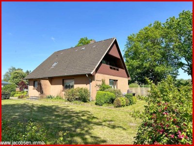 "Leben auf dem Lande" - Sanierungsbedürftiges Raumwunder mit Gartenidyll an der Treene