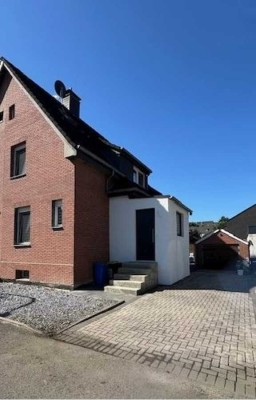 Charmantes Einfamilienhaus mit großzügigem Raumangebot und viel Platz im Freien