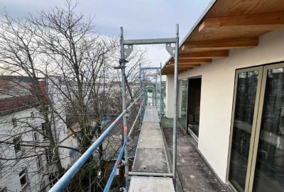 Penthouse mit Dachgarten Graefekiez