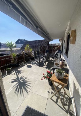 Ruhig gelegene 4 ZKB Wohnung umgeben von viel Grün mit großer Terrasse