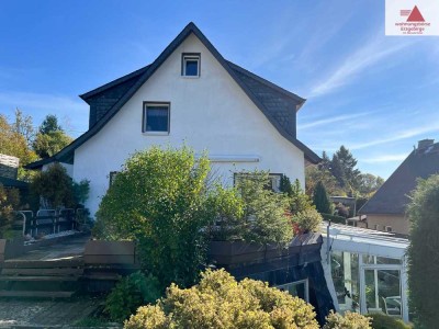 Großes Einfamilienhaus in Amtsberg nahe Chemnitz mit Carport, Sonnenterrassen, Garten und Bungalow