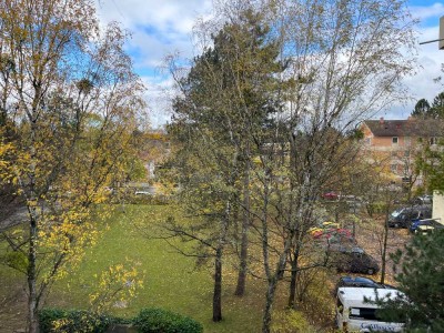 Großzügige Wohnung mit Balkon und Tiefgaragenstellplatz  direkt am Viebigplatz