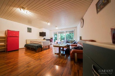 Charmante Maisonette-Wohnung mit Terrasse, Gartenanteil und eigenem Eingang in Zirndorf