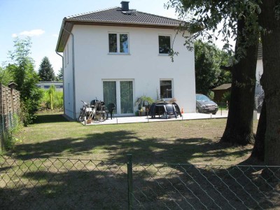 Gepflegte 5-Zimmer-Villa mit Einbauküche in Mahlsdorf (Hellersdorf), Berlin