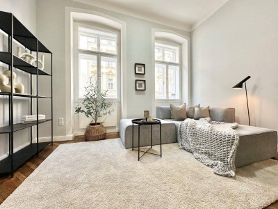 IDEALE KLEINWOHNUNG IN SCHÖNEM ALTBAU - 1,5 ZIMMER-WOHNUNG MIT EXTRA BETT-EBENE