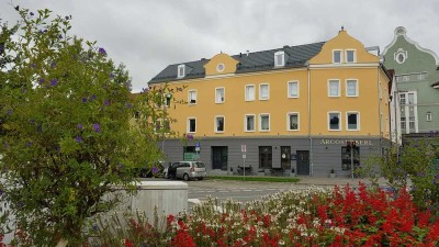 Helle 2-Zimmer-Wohnung mit großer Dachterrasse im Zentrum von Straubing