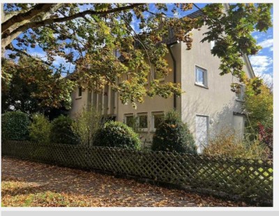 Geschmackvolle 2-Zimmer-Wohnung mit Einbauküche in Vaihingen, Stuttgart