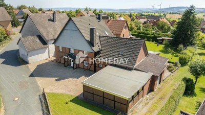 Charmantes Mehrgenerationenhaus mit Pool, Sauna und zusätzlichem Grundstück in naturnaher Lage
