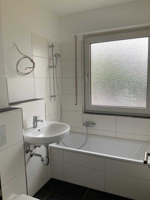 3-Zimmer-Wohnung in Hochheim – modern, mit Balkon & Kellerraum