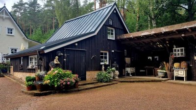 Kleines Haus komplett möbliert, wohnen auf Zeit!