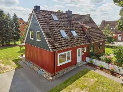 Charmante Doppelhaushälfte mit Geschichte!