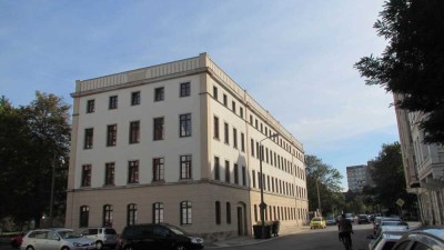 ***Wohnen am Schloßteich! 3 Zimmer mit FUSSBODENHEIZUNG *