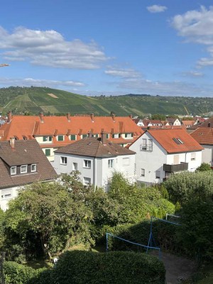 MODERNES WOHNEN MIT HERRLICHER AUSSICHT