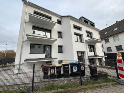 Luxuriöse 3 Zimmer-Wohnung (EG links) nach KFW-Standard saniert