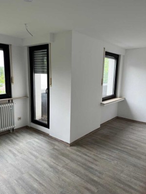 Helle 2-Zimmer Wohnung mit Balkon in Bochum-Weitmar-Sundern